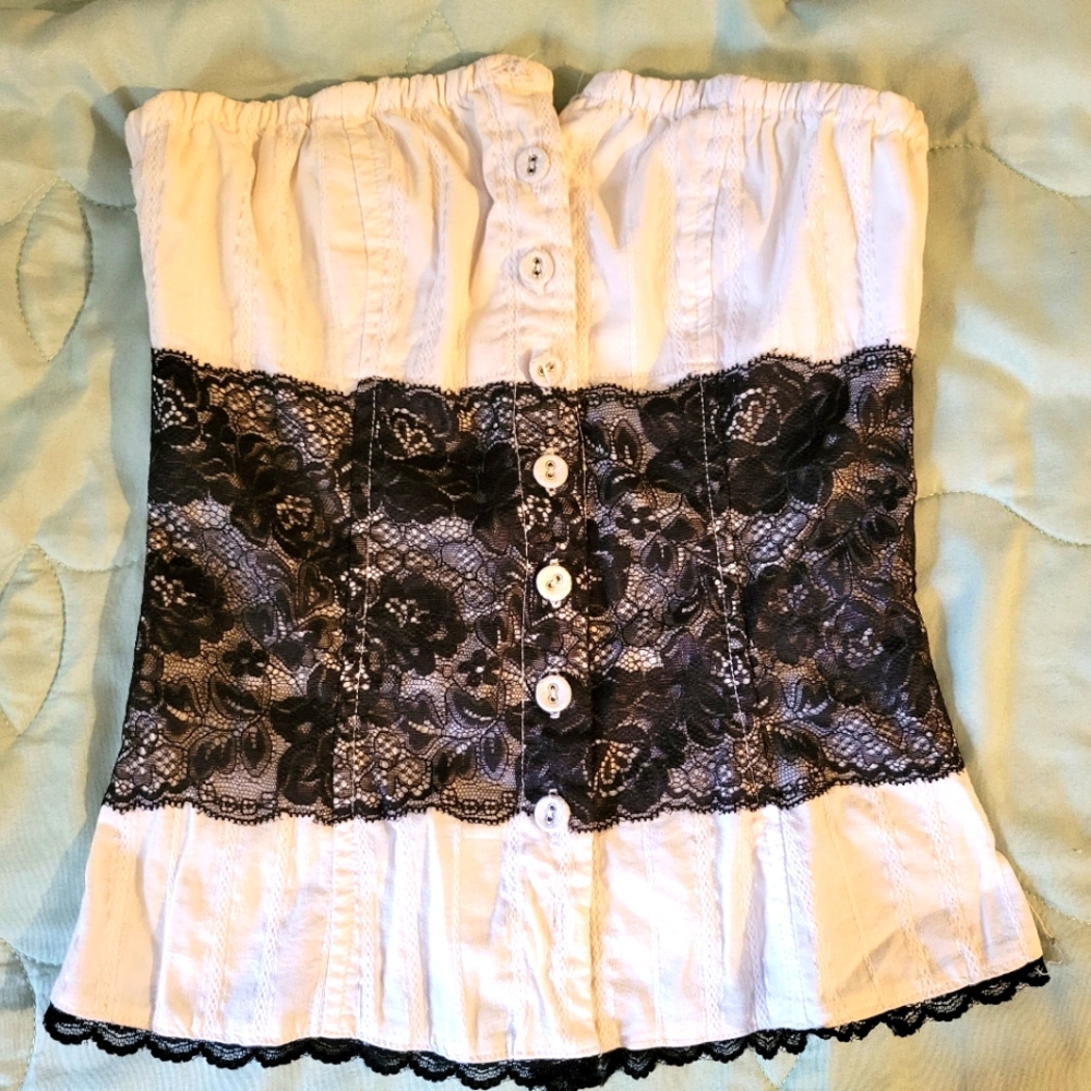 Strapless top
